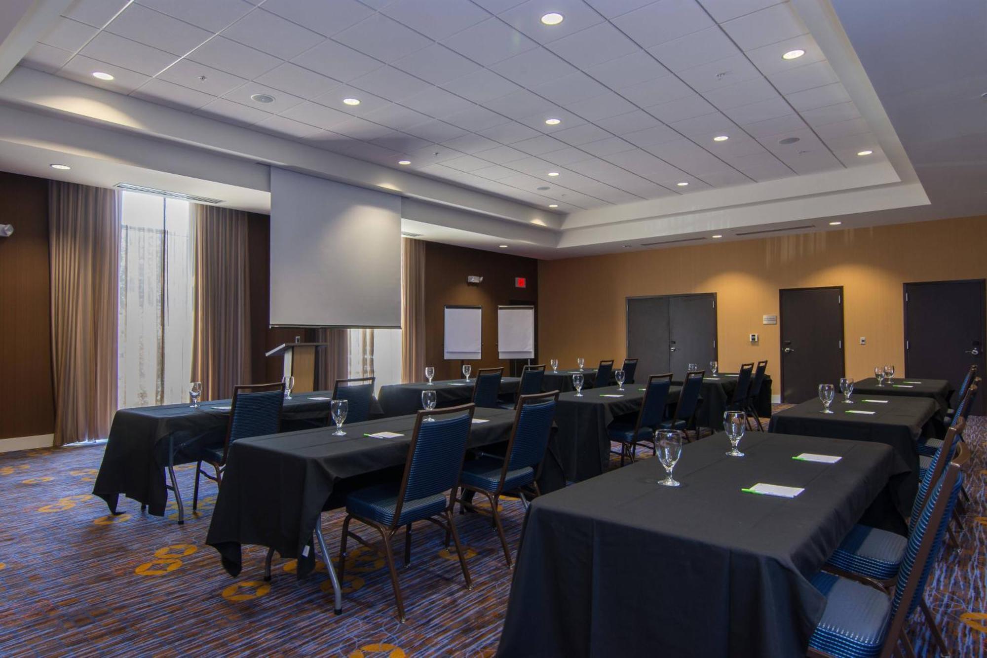 Courtyard By Marriott Raleigh-Durham Airport/Brier Creek Hotel Ngoại thất bức ảnh