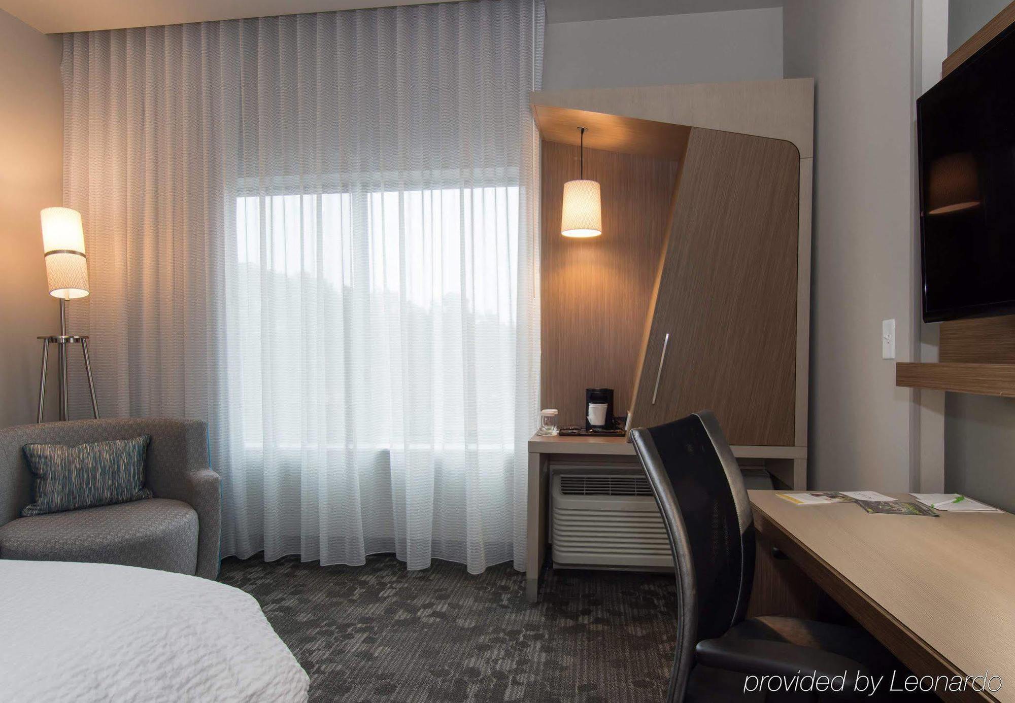Courtyard By Marriott Raleigh-Durham Airport/Brier Creek Hotel Ngoại thất bức ảnh