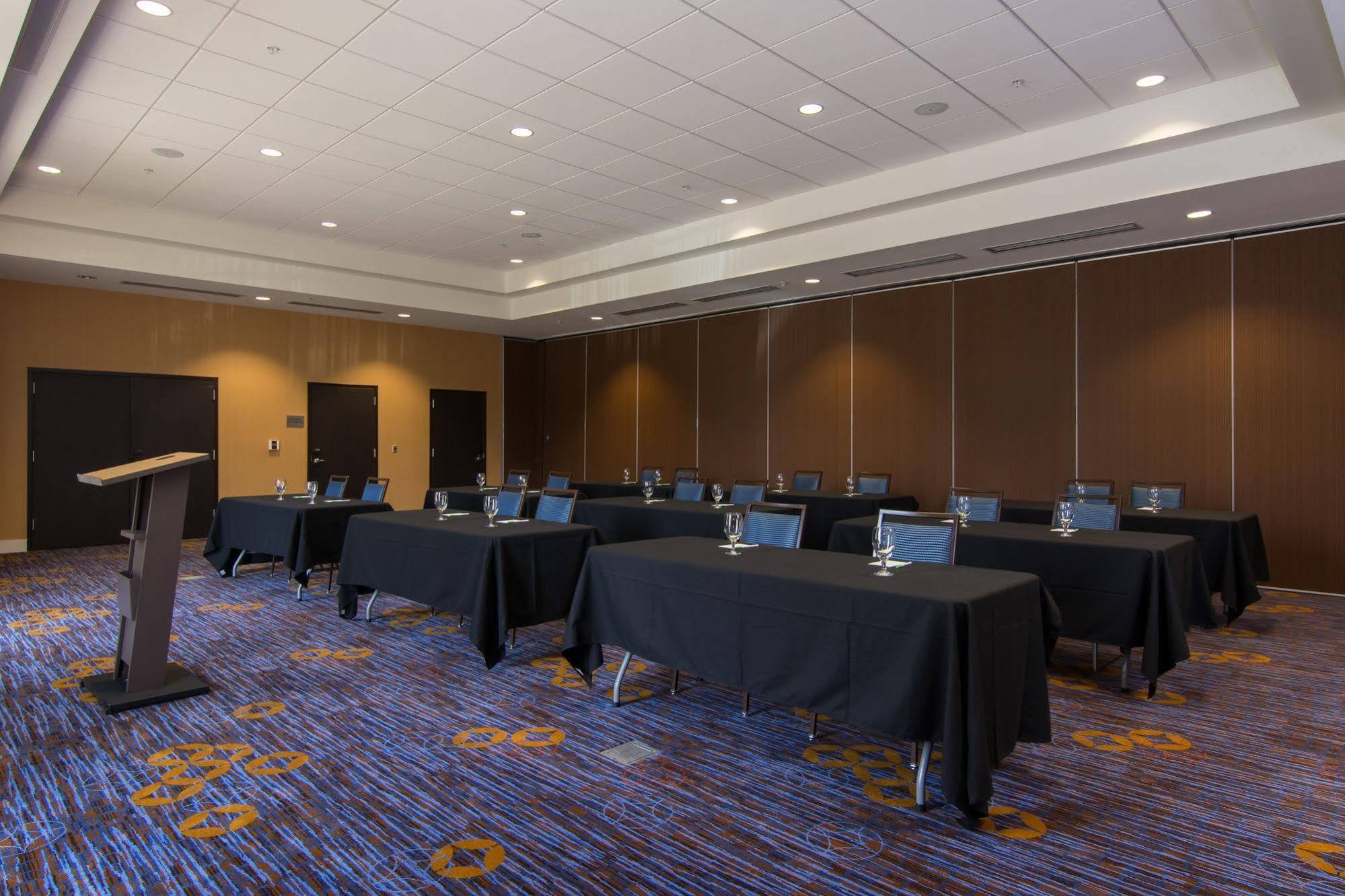 Courtyard By Marriott Raleigh-Durham Airport/Brier Creek Hotel Ngoại thất bức ảnh